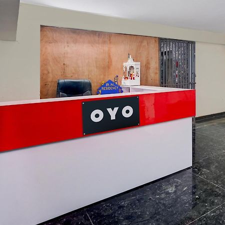 Hotel O R.N Residency Hotel Ґазіабад Екстер'єр фото