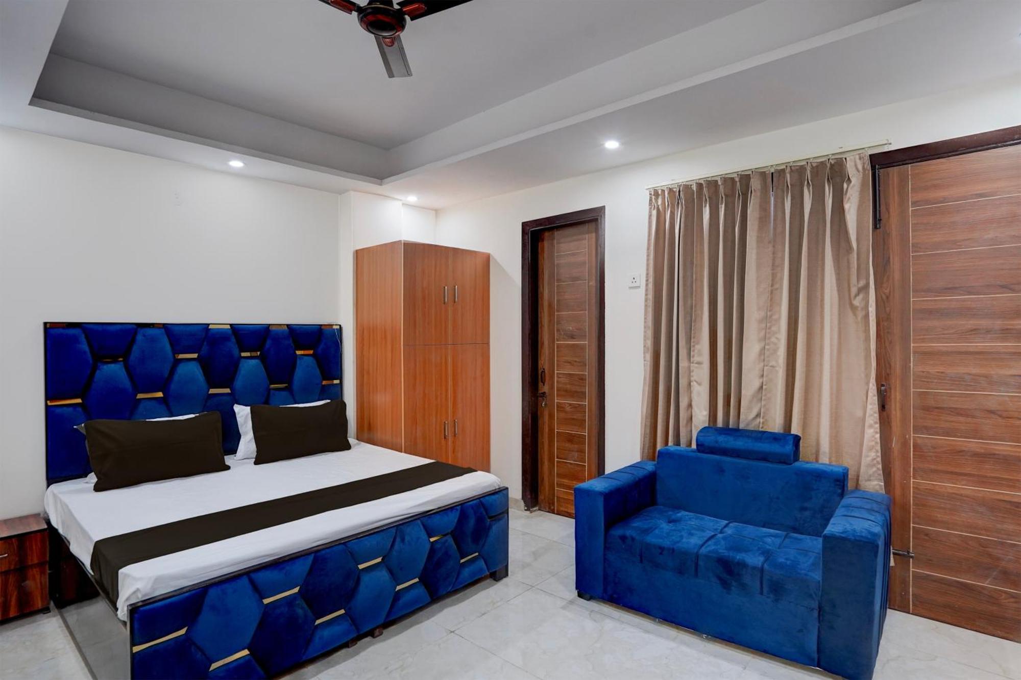 Hotel O R.N Residency Hotel Ґазіабад Екстер'єр фото